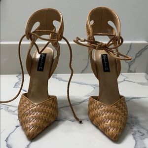 Alejandra G Pumps